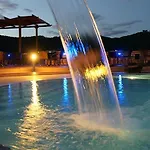 فندق & 4*