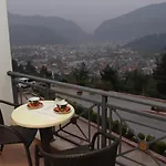 & 4* Mouzaki (Karditsa)