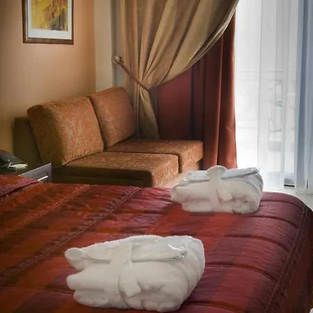 & Hotel 4*