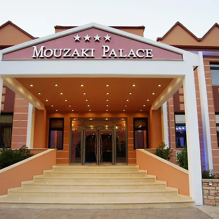 Hotel & Mouzaki
